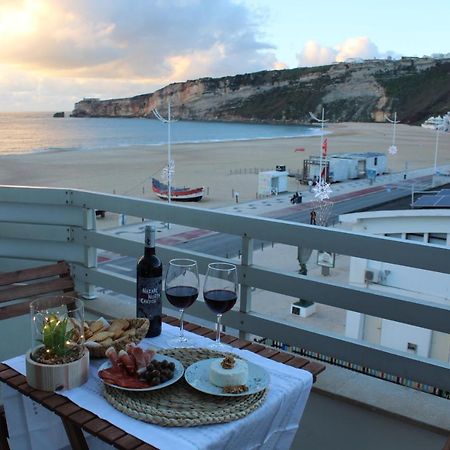 Beachfront Apartment นาซาเร ภายนอก รูปภาพ